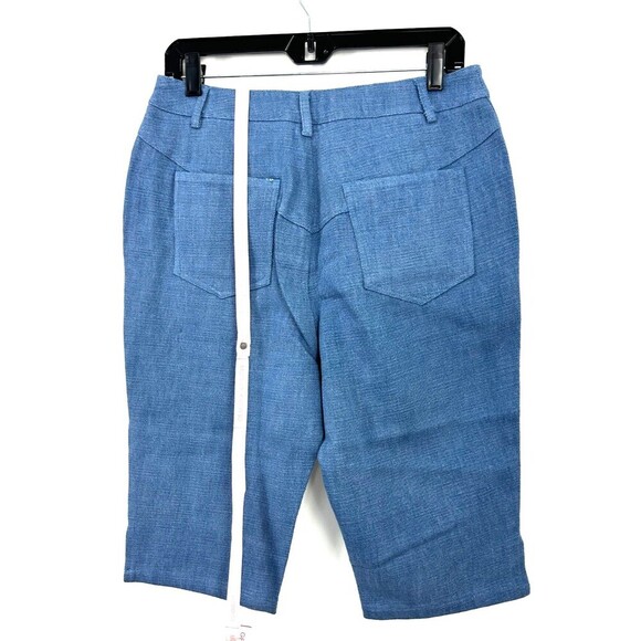 Choosy Women Sz 4 Light Wash Capri Long Shorts Cotton Comfort Pockets Stretch H4 - Picture 4 of 9